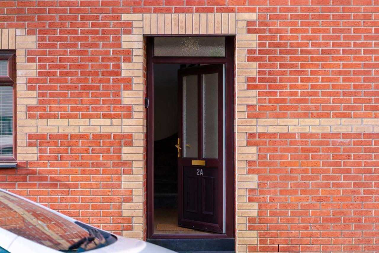 Stayright- 2 Bedroom House, Centrally Located & Close Walk To City Centre 카디프 외부 사진